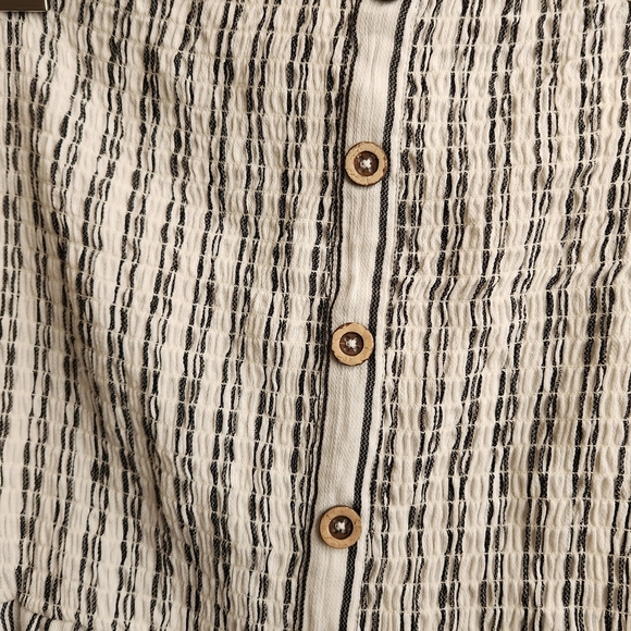 NWT- Garage Stripe Romper - Picture 3 of 7